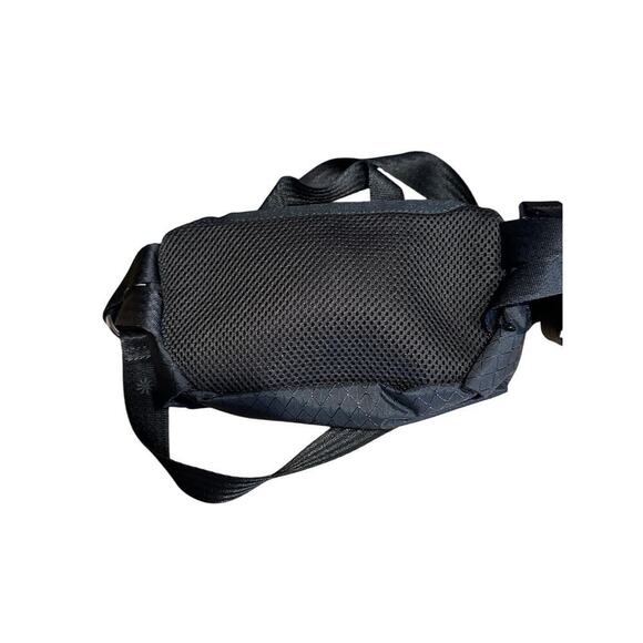Athleta Excursion Black Mini Crossbody Belt Bag - Picture 2 of 8